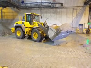 Volvo L110H working